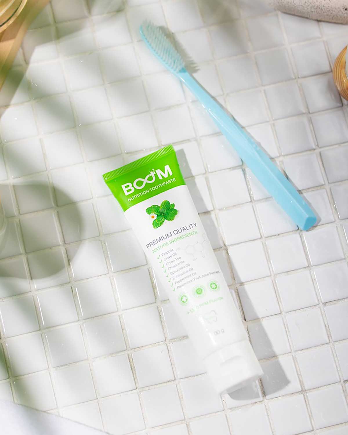 Boom Nutrition Toothpaste 牙膏，为您的口腔和牙齿健康。